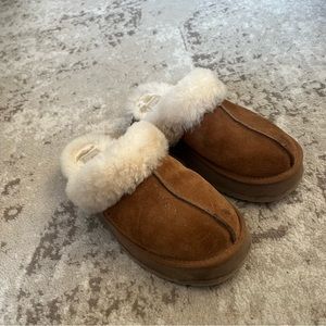 UGG Disquette Slippers